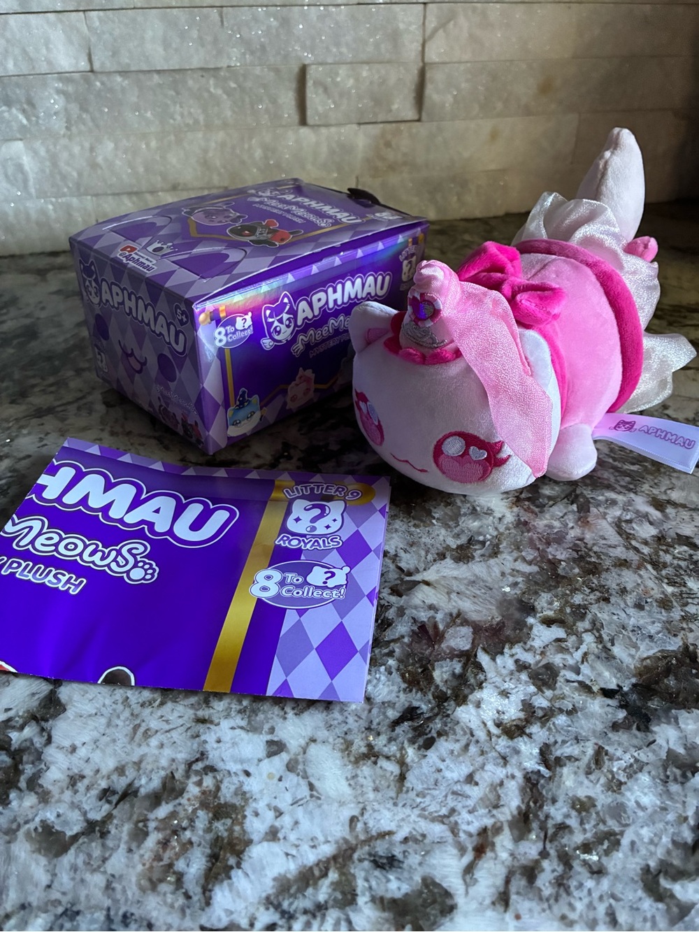 Aphmau MeeMeows Princess Cat Plush Royals Liter 9